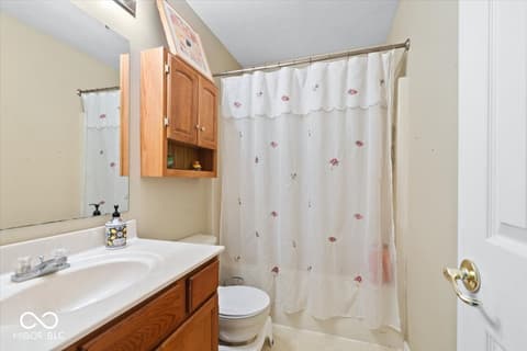 Photo of 2320 Wynbrooke Boulevard, Indianapolis, IN