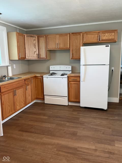Photo of 102 W Main Street, Milroy, IN