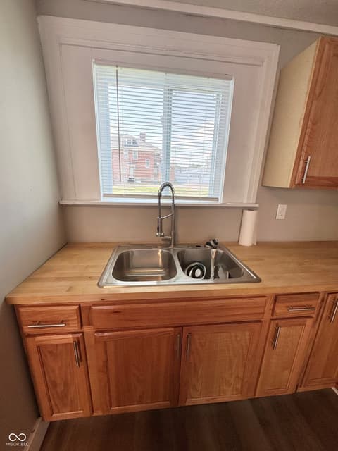 Photo of 102 W Main Street, Milroy, IN