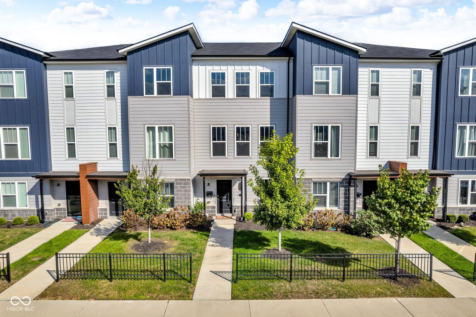 Photo of 315 Steeples Boulevard, Indianapolis, IN