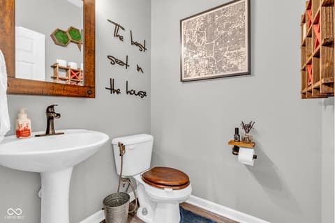 Photo of 315 Steeples Boulevard, Indianapolis, IN