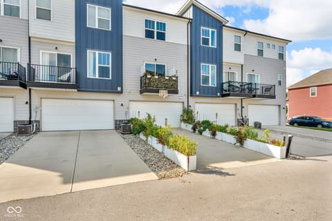 Photo of 315 Steeples Boulevard, Indianapolis, IN