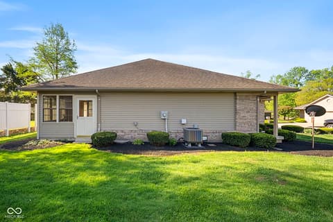 Photo of 106 Park Place Drive, Brazil, IN