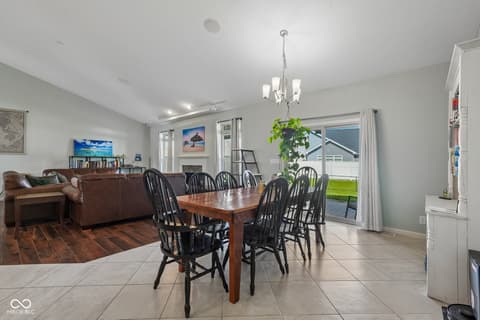 Photo of 806 Foxglove Court, Lebanon, IN