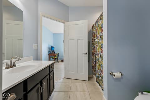 Photo of 806 Foxglove Court, Lebanon, IN