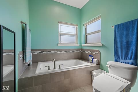 Photo of 806 Foxglove Court, Lebanon, IN