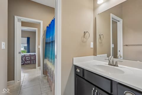 Photo of 806 Foxglove Court, Lebanon, IN
