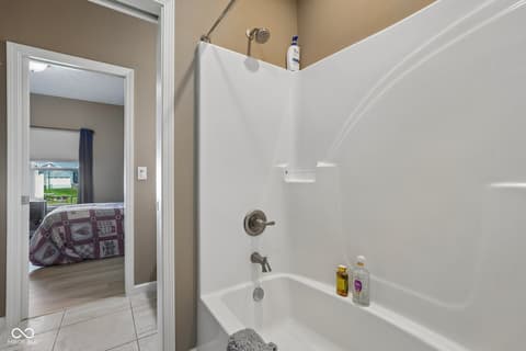 Photo of 806 Foxglove Court, Lebanon, IN