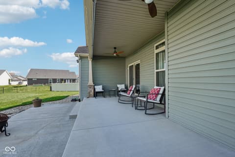 Photo of 806 Foxglove Court, Lebanon, IN
