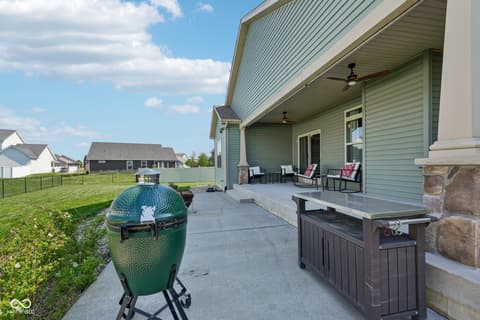 Photo of 806 Foxglove Court, Lebanon, IN