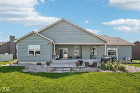 Photo of 806 Foxglove Court, Lebanon, IN