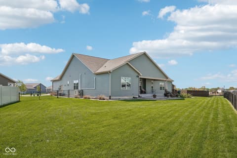 Photo of 806 Foxglove Court, Lebanon, IN