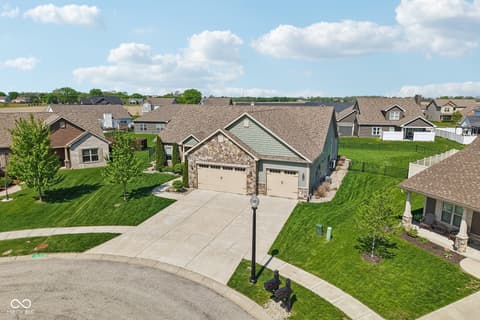 Photo of 806 Foxglove Court, Lebanon, IN
