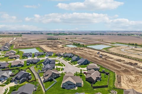 Photo of 806 Foxglove Court, Lebanon, IN