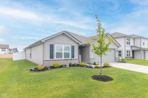 Front exterior at 1229 Fleming Drive, Greenfield, IN