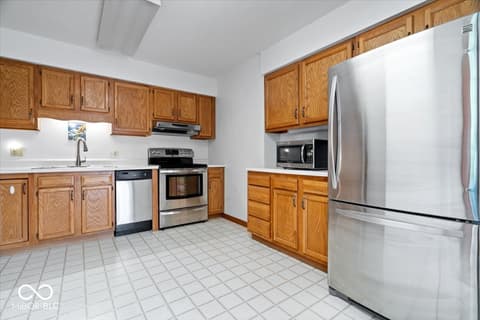Photo of 1333 N Apple Lake Drive, Greenfield, IN