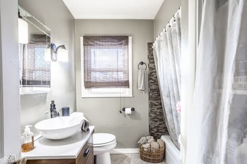Photo of 4907 Young Avenue, Indianapolis, IN