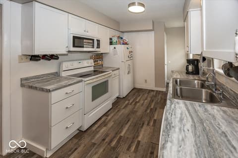 Photo of 229 S 4th Avenue, Beech Grove, IN