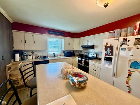 Photo of 2009 Plum Street, New Castle, IN