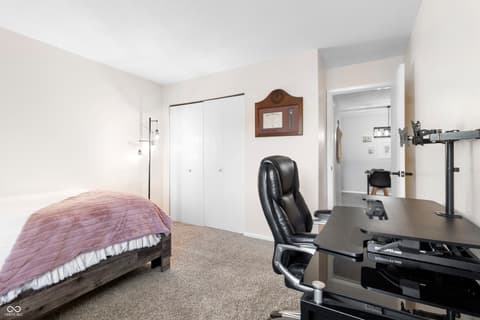Photo of 4291 Village Parkway Circle W, Indianapolis, IN