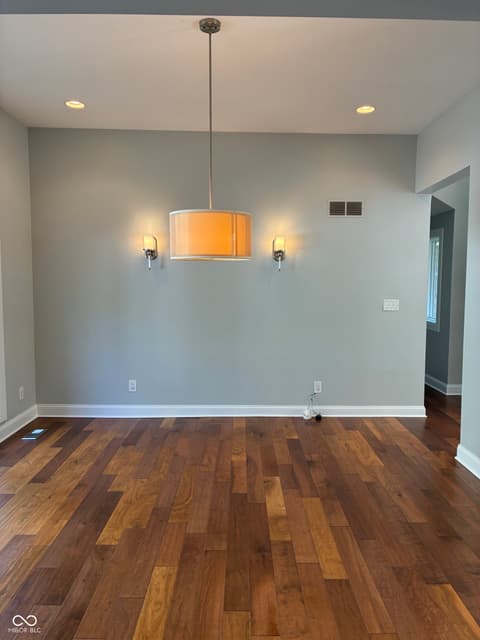 Dining room at 8631 Bay Colony Drive, Indianapolis, IN
