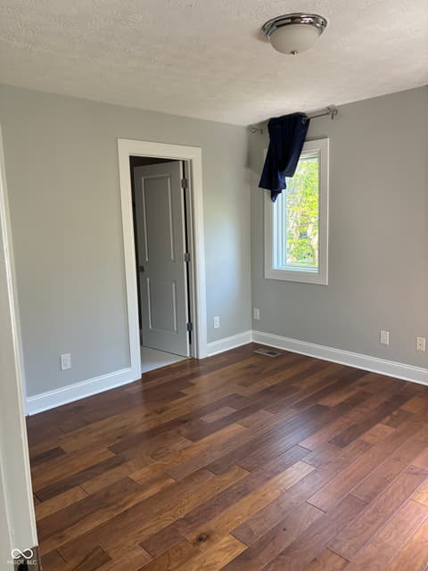 Home office at 8631 Bay Colony Drive, Indianapolis, IN