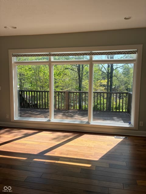 Living room at 8631 Bay Colony Drive, Indianapolis, IN