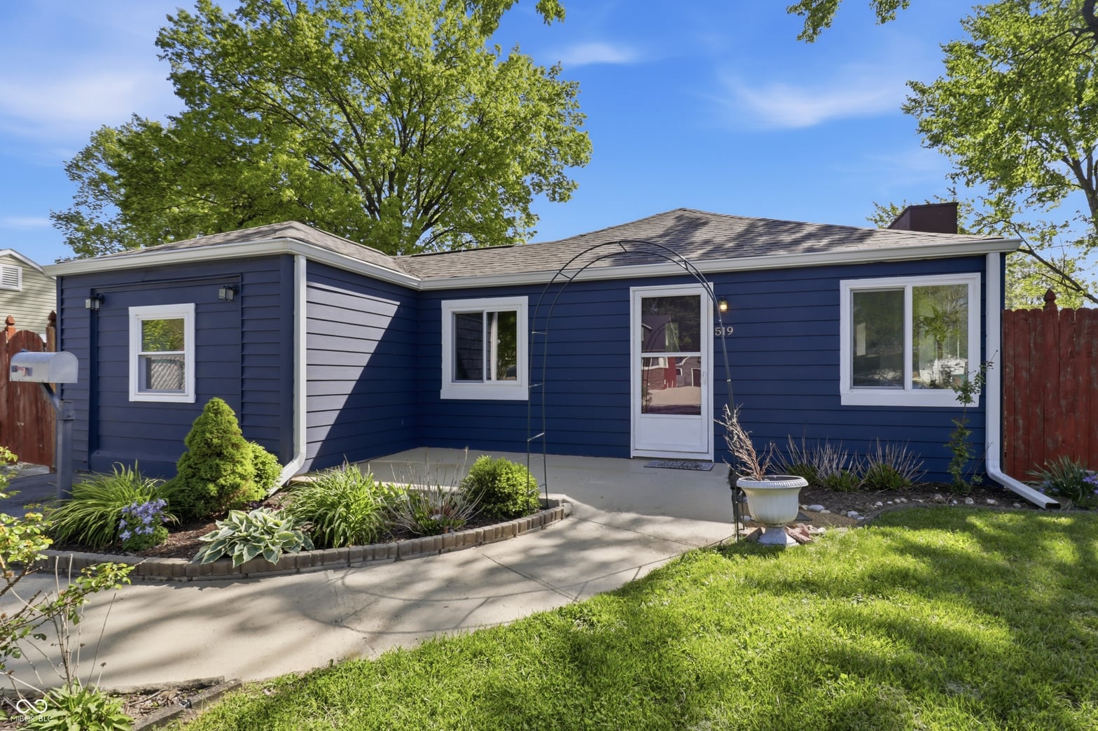 Photo of 519 Duffey Street, Plainfield, IN