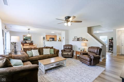 Photo of 1304 Ellington Drive, Shelbyville, IN