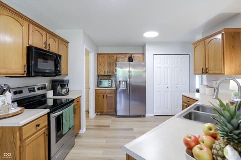Photo of 1304 Ellington Drive, Shelbyville, IN