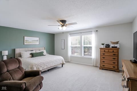 Photo of 1304 Ellington Drive, Shelbyville, IN