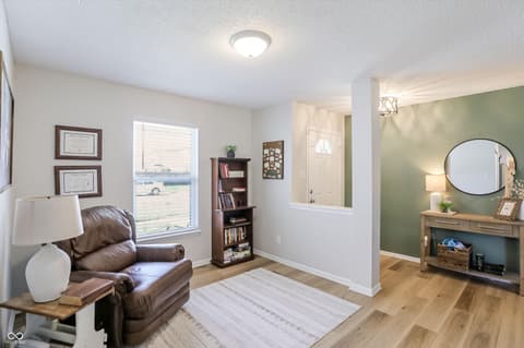 Photo of 1304 Ellington Drive, Shelbyville, IN