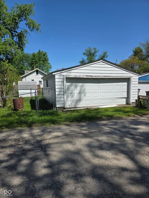 Photo of 340 S Grand Avenue, Indianapolis, IN