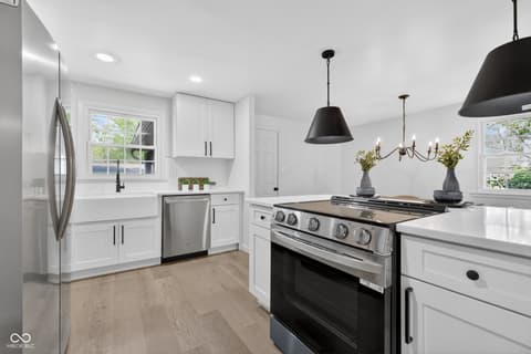 Photo of 1547 Fairway Drive, Indianapolis, IN
