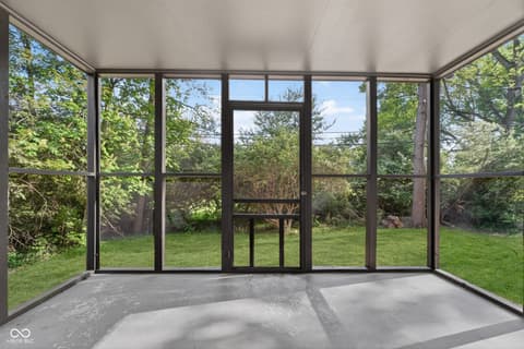 Bonus room at 1547 Fairway Drive, Indianapolis, IN