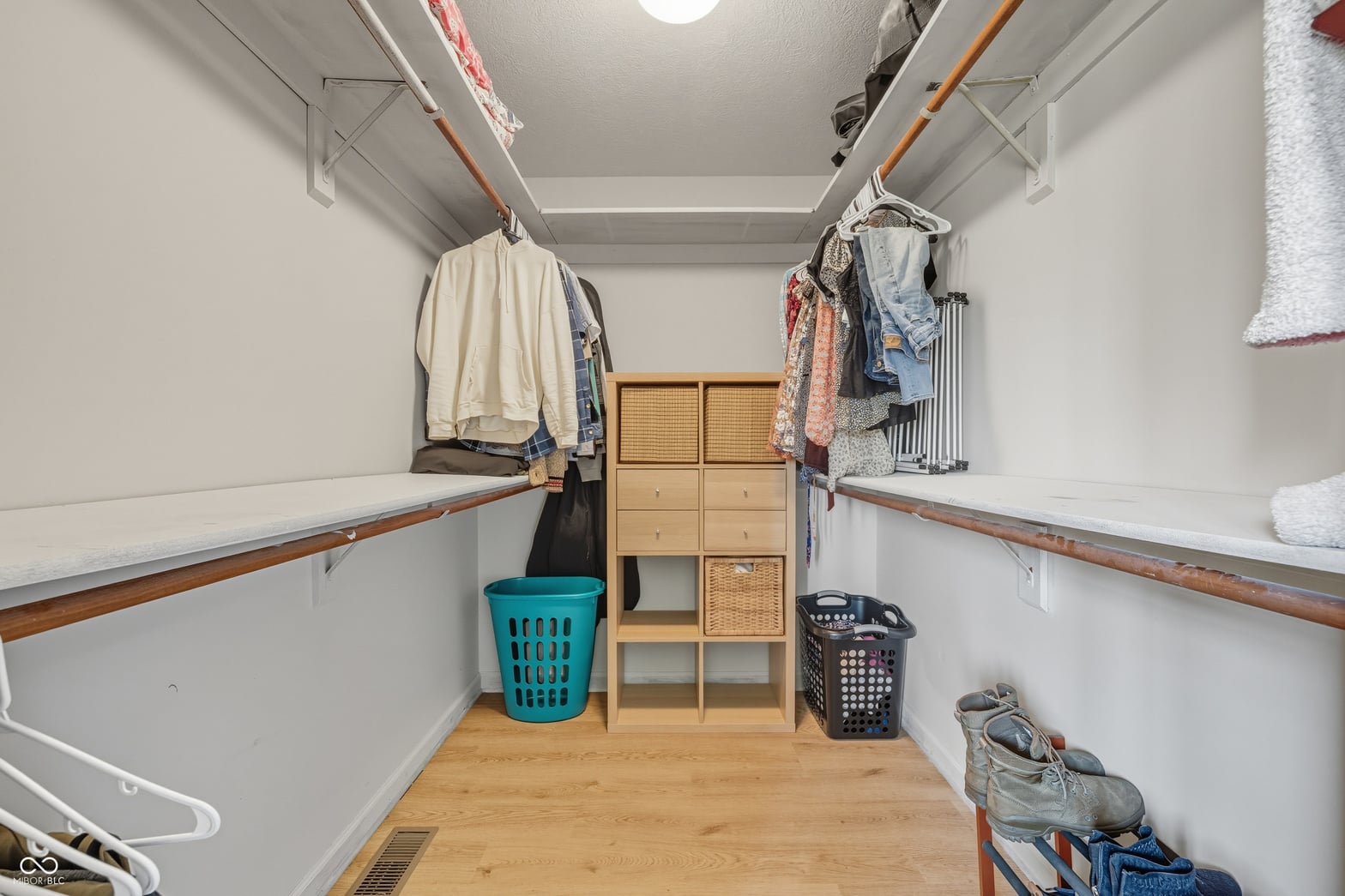 Walk In Closets