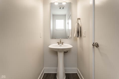 Photo of 1833 N New Jersey Street, Indianapolis, IN