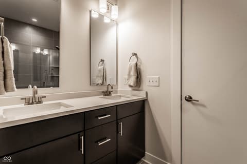 Photo of 1833 N New Jersey Street, Indianapolis, IN