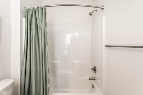 Photo of 1833 N New Jersey Street, Indianapolis, IN