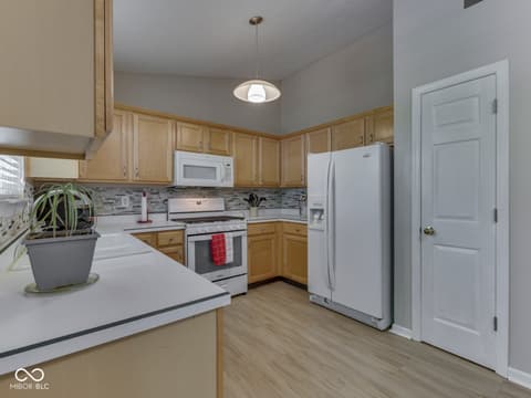Kitchen at 7828 Lofton Court, Indianapolis, IN