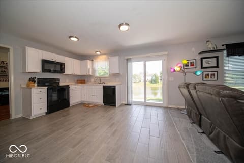 Photo of 6907 Governors Point Drive, Indianapolis, IN