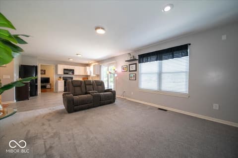 Photo of 6907 Governors Point Drive, Indianapolis, IN