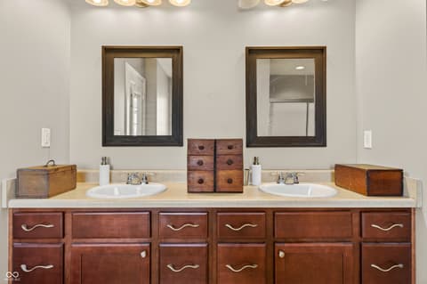 Photo of 697 Lake Vista Drive, Columbus, IN
