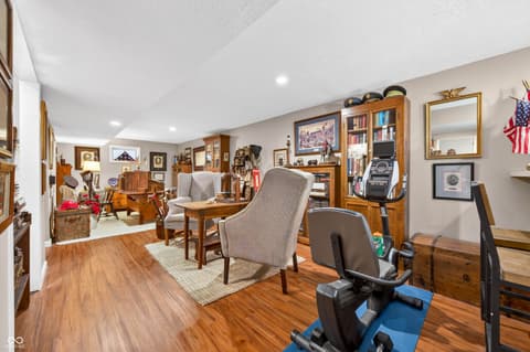 Photo of 697 Lake Vista Drive, Columbus, IN