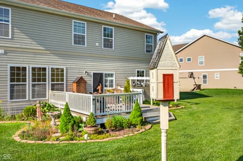 Photo of 697 Lake Vista Drive, Columbus, IN