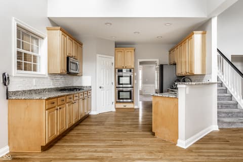Photo of 14152 Ledgewood Way, Carmel, IN