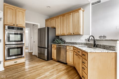 Photo of 14152 Ledgewood Way, Carmel, IN