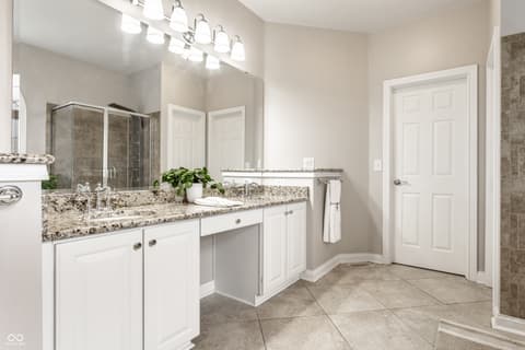 Photo of 14152 Ledgewood Way, Carmel, IN