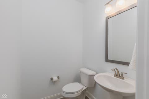 Photo of 2225 Aviary Lane, Danville, IN