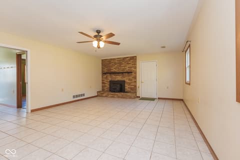 Photo of 3404 W Robinwood Drive, Muncie, IN